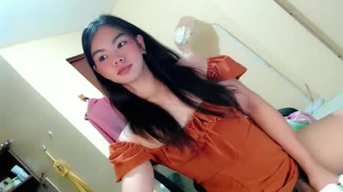 FIONA online show from April 17, 3:47 pm