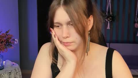 Snapshot of fioramarmoris chatting on October 10, 2:56 pm fiora online show from October 10, 2:56 pm