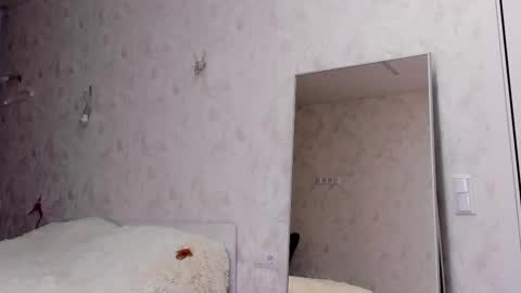 fire___fox1 online show from March 1, 2:34 pm