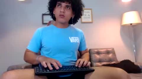 fire_boy69 online show from November 15, 3:46 pm