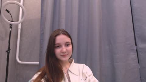 fireflies_fly_ online show from January 22, 6:31 pm