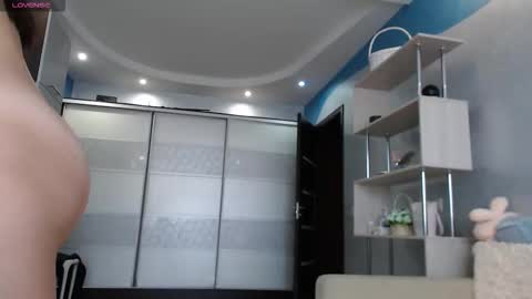 Snapshot of firesally_ chatting on September 26, 10:23 am ArinaimasCute online show from September 26, 10:23 am