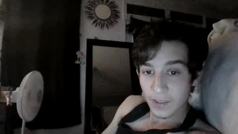 fitboi321 online show from April 10, 5:46 am