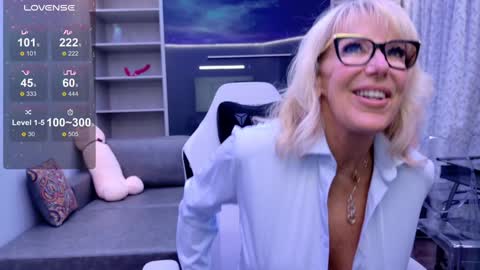 Bianca online show from March 5, 9:59 pm