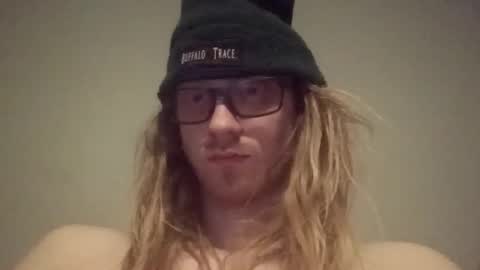 fitfungi7 online show from March 31, 4:46 am