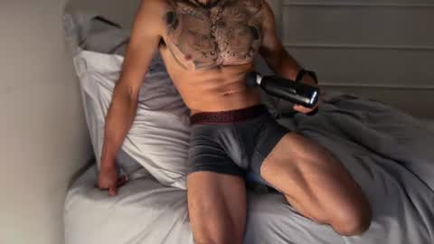 fitjacques online show from July 11, 3:33 am