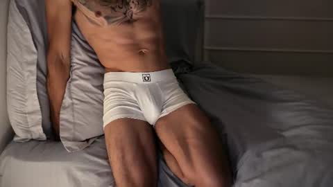 fitjacques online show from July 7, 3:08 am