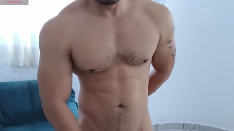 Snapshot of fitnessbody92 chatting on December 10, 2:28 pm Farid online show from December 10, 2:28 pm