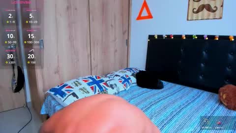 Elias Valencia online show from September 18, 5:50 pm