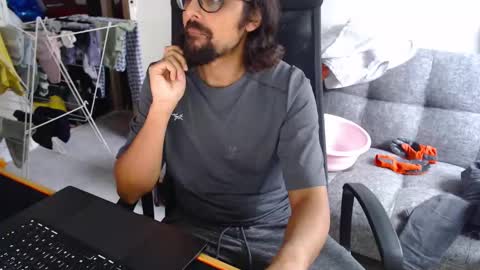 Snapshot of fizz6572 chatting on February 26, 9:55 am fizz6572 online show from February 26, 9:55 am