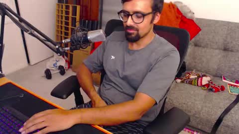 Snapshot of fizz6572 chatting on October 18, 7:18 pm fizz6572 online show from October 18, 7:18 pm