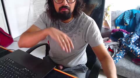 Snapshot of fizz6572 chatting on March 10, 9:12 am fizz6572 online show from March 10, 9:12 am