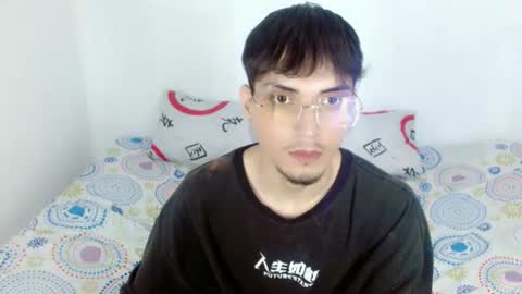 flaco23_latino online show from June 15, 5:32 am