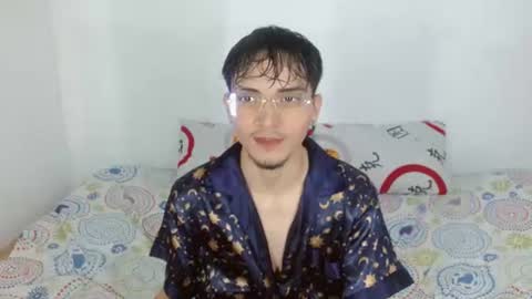 flaco23_latino online show from June 17, 5:56 am