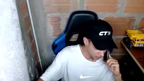  FLACO  online show from January 4, 8:16 pm