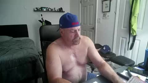 Snapshot of flaguy3233 chatting on September 19, 5:33 am Florida guy online show from September 19, 5:33 am