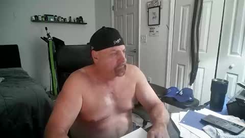 Snapshot of flaguy3233 chatting on September 23, 4:06 am Florida guy online show from September 23, 4:06 am