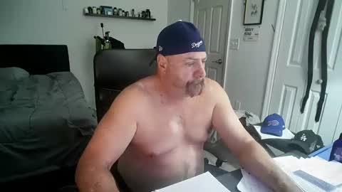 Snapshot of flaguy3233 chatting on October 3, 9:39 am Florida guy online show from October 3, 9:39 am