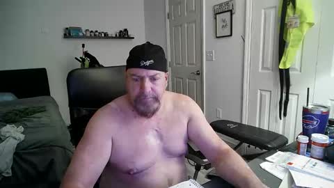 Snapshot of flaguy3233 chatting on January 30, 6:32 pm Florida guy online show from January 30, 6:32 pm