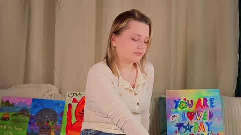 Amelia online show from April 8, 1:41 am