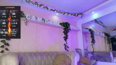 Flavia online show from March 12, 1:04 pm