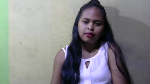 Claire online show from May 22, 5:03 am