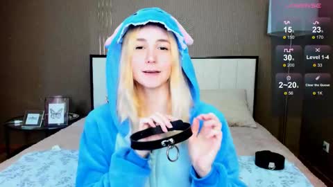 FlexiMona online show from October 25, 9:52 am