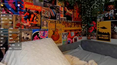 Snapshot of flirtykitty_ chatting on March 1, 11:37 pm Emely online show from March 1, 11:37 pm