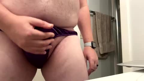 floridathong online show from December 16, 11:39 pm