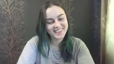Snapshot of flower_bluee chatting on January 6, 11:07 am Ambika 3 online show from January 6, 11:07 am