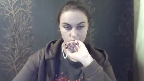 Snapshot of flower_bluee chatting on January 28, 12:32 pm Ambika 3 online show from January 28, 12:32 pm