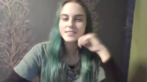 Snapshot of flower_bluee chatting on October 15, 12:28 pm Ambika 3 online show from October 15, 12:28 pm