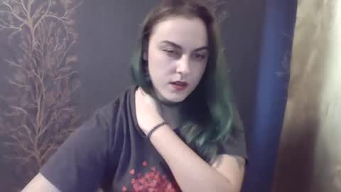 Snapshot of flower_bluee chatting on January 27, 12:48 pm Ambika 3 online show from January 27, 12:48 pm