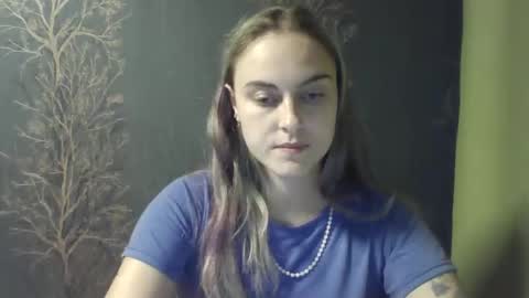 Snapshot of flower_bluee chatting on September 10, 2:40 pm Ambika 3 online show from September 10, 2:40 pm