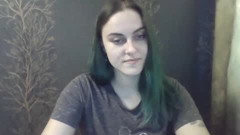 Snapshot of flower_bluee chatting on January 16, 2:08 pm Ambika 3 online show from January 16, 2:08 pm