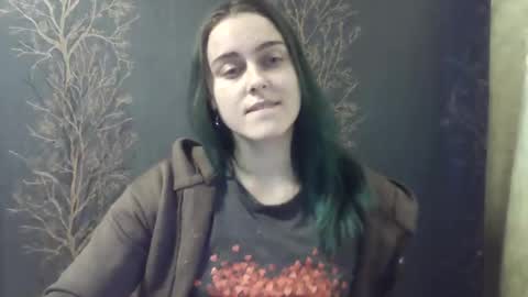 Snapshot of flower_bluee chatting on December 30, 1:14 pm Ambika 3 online show from December 30, 1:14 pm