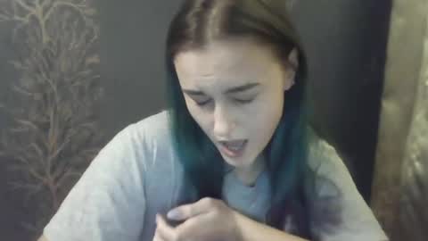 Snapshot of flower_bluee chatting on December 4, 6:44 pm Ambika 3 online show from December 4, 6:44 pm