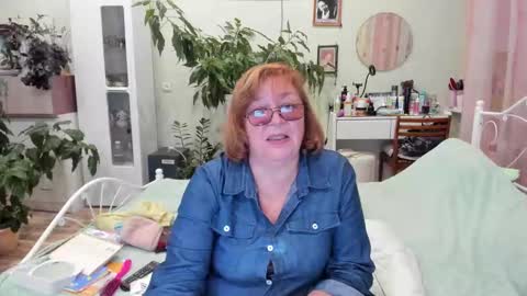 Flowerlower online show from September 13, 5:04 pm