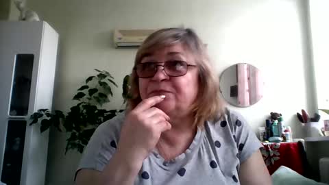 Flowerlower online show from March 3, 12:06 pm