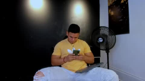 floyd online show from April 11, 10:36 pm