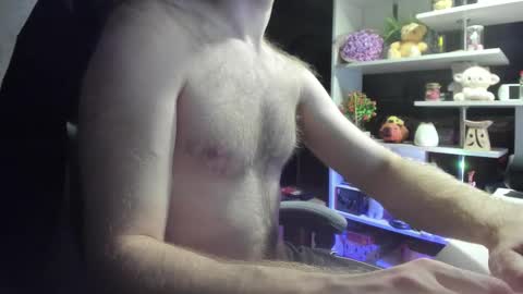 fluffycat  online show from November 24, 4:55 am