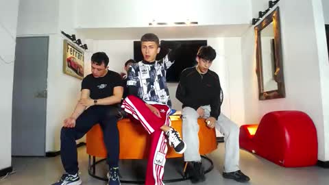 flyckers online show from January 11, 10:16 pm