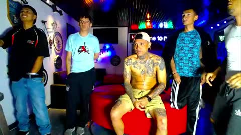 flyckers online show from May 16, 2:16 pm