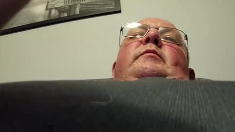 focusfuker online show from December 22, 11:55 pm