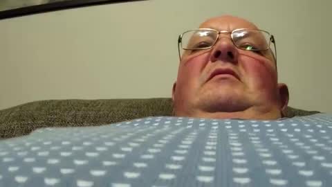 focusfuker online show from December 24, 12:44 am