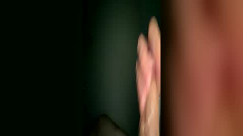 foofgtr1 online show from June 14, 8:11 pm