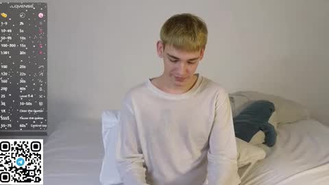 forever_eren online show from February 11, 6:01 pm