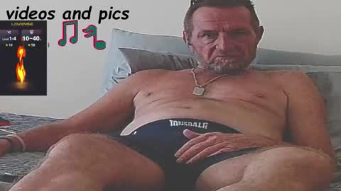 Snapshot of forexxxx_man chatting on October 12, 10:41 am doc online show from October 12, 10:41 am
