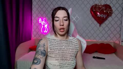 Lily online show from March 28, 1:40 am