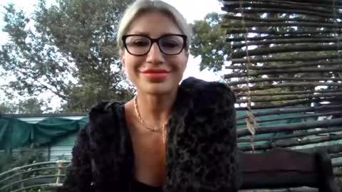fox_red_lady7 online show from July 9, 4:44 pm